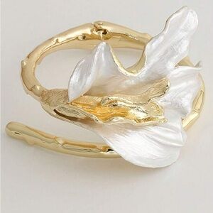 Elegant White Enamel Iris Leaf Bangle